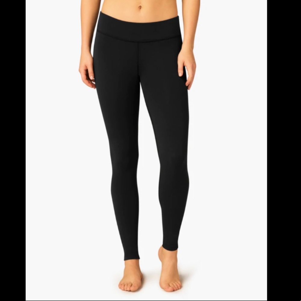 Beyond yoga black essential long leggings